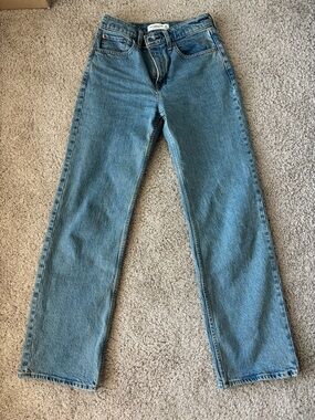 Abercrombie High Rise 90s Relaxed Jean